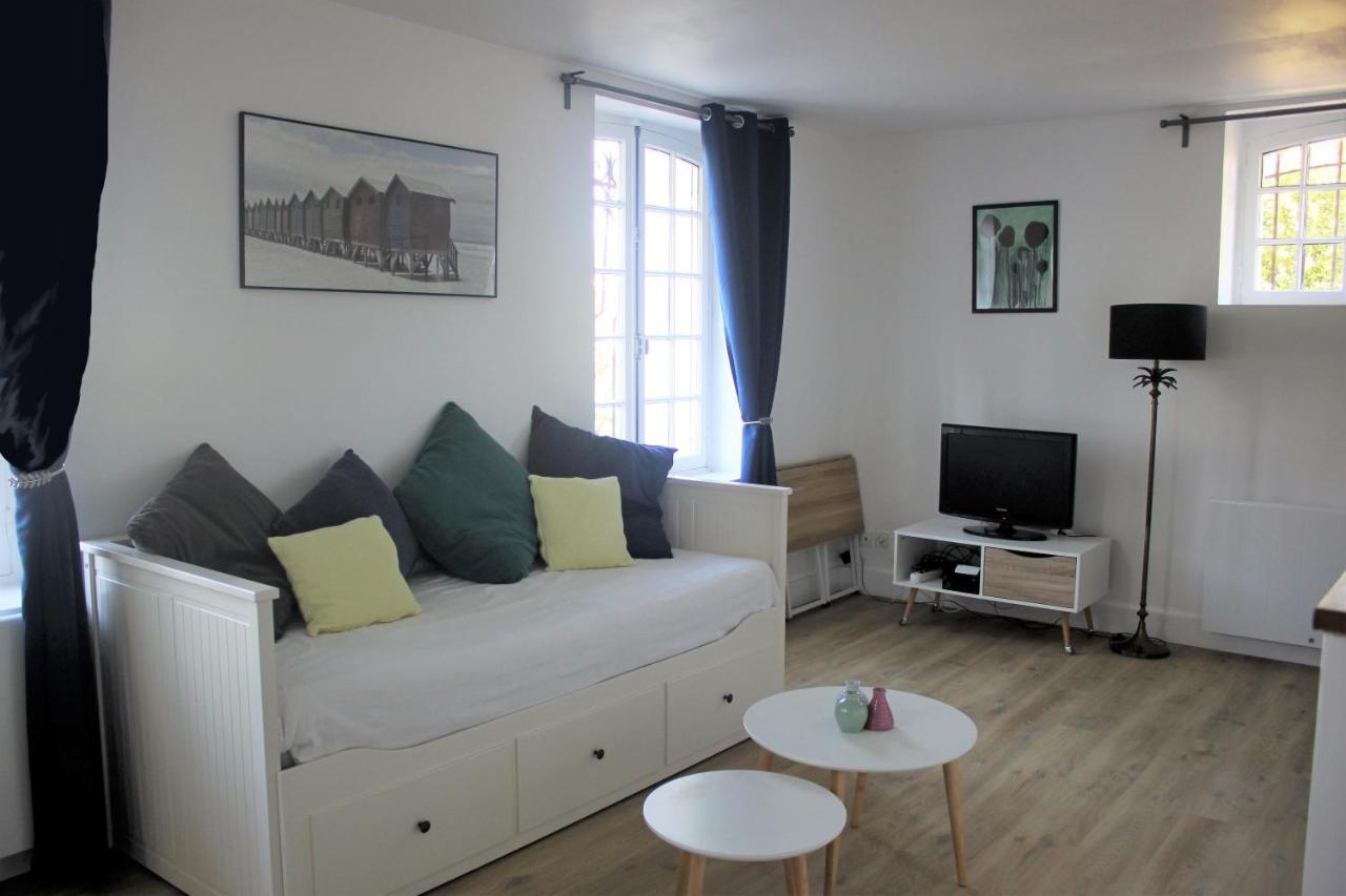Appartement De Charme Dans Un Chateau A 5 Min D'Honfleur Gonneville-sur-Honfleur Extérieur photo